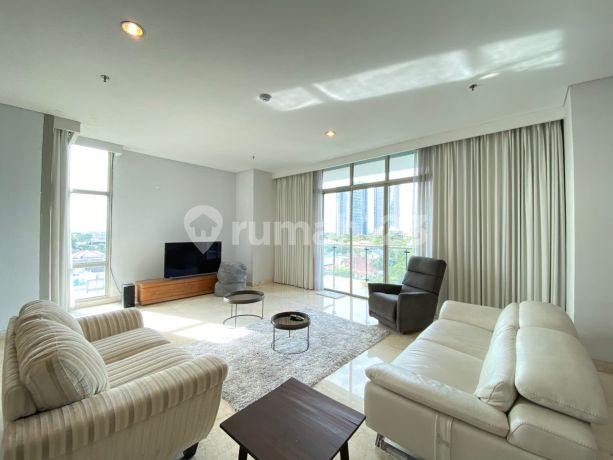 Essence Darmawangsa Apartment 3 BR Fully Furnished Ys333