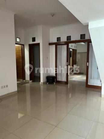 RUMAH BAGUS NYAMAN STRATEGIS SIAP HUNI DI BUAH BATU REGENCY BANDUNG