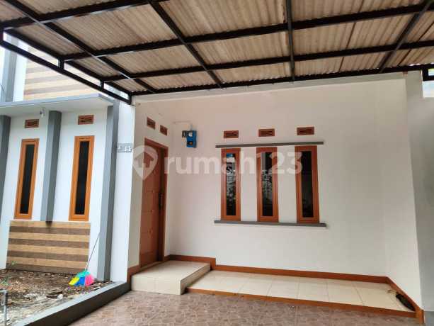 RUMAH BAGUS MINIMALIS MODERN 2 LANTAI LINGKUNGAN NYAMAN STRATEGIS SIAP HUNI DI PASADENA RESIDENCE BANDUNG