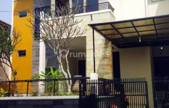 Rumah Nyaman Semi Furnished 2 Lantai Siap Huni di Griya Cigadung Baru Bandung