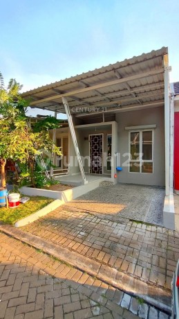Rumah Rapih Siap Huni di Grand Batavia Cluster Terrace Tangerang Rumah Rapih Siap Huni di Grand Batavia Cluster Terrace Tangerang