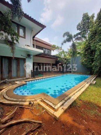 Rumah Bagus Siap Huni Dalam Townhouse di Lebak Bulus Rumah Bagus Siap Huni Dalam Townhouse di Lebak Bulus