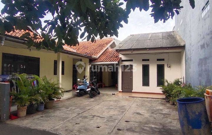 Rumah Lama Bagus Siap Huni 1 Lantai Di Jagakarsa