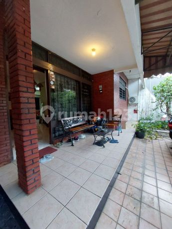 Rumah Lama Bagus Siap Huni di Cilandak Rumah Lama Bagus Siap Huni di Cilandak