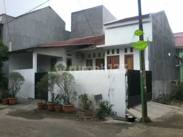 Rumah Hoek Furnished Siap Huni Di Villa Mutiara Bogor Dekat Akses Tol Kayu Manis Rumah Hoek Furnished Siap Huni Di Villa Mutiara Bogor Dekat Akses Tol Kayu Manis