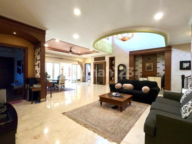 Jual Rumah Cantik dan Asri, 2 Lantai, SHM, di Panorama Jatipadang Townhouse, Pejaten, Jakarta Selatan