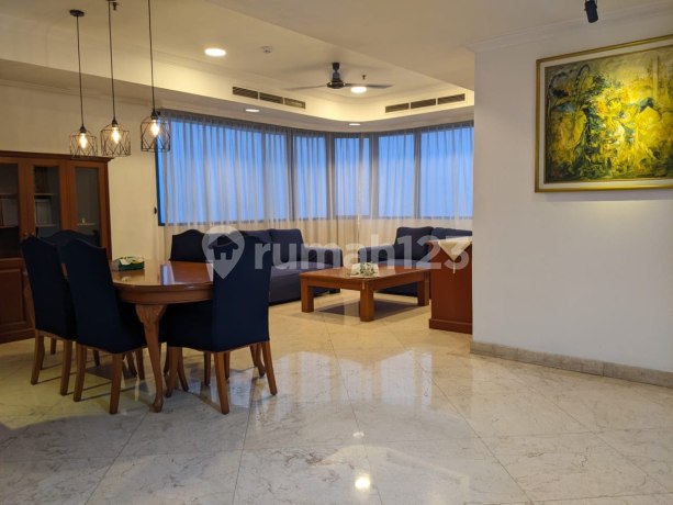 Jual Cepat Apartemen Park Royale Executive Suites, 3 Bedroom, Jl. Gatot Subroto, Jakarta Pusat