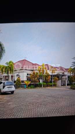 Dijual Rumah Hook Central Park Wiguna Dekat Upn