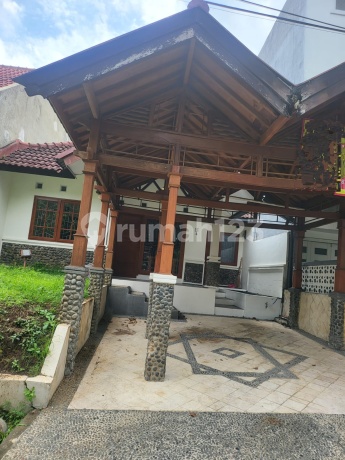 Taman Sari Bukit Bandung Dijual Rumah 1½ Lt One Gate System