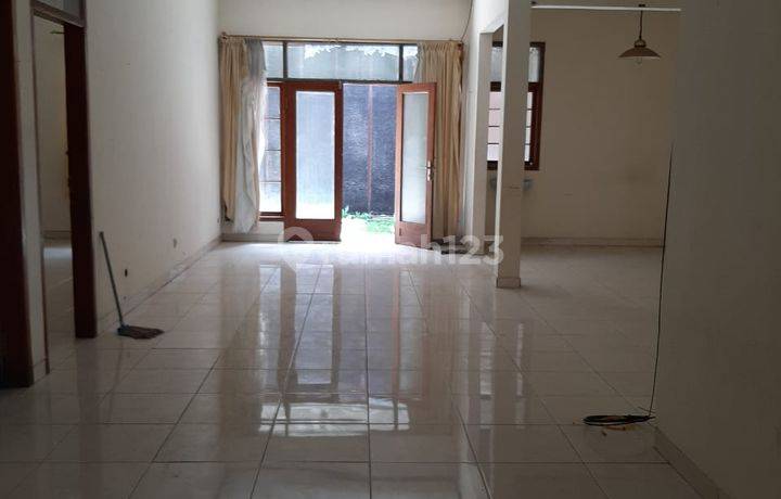 Dijual Rumah selantai dalam komplek dekat Srimahi Baru - BKR