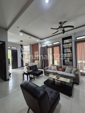 For Sale House Quiet Location Lebak Bulus Inside Bona Vista Residence Complex Near Sis School Strategic Position