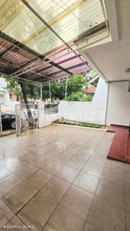 Nego Sampai Deal..Dijual Rumah 2 Lantai Dalam Komplek Lebak Bulus Bona Indah Dekat Sekolah Sis, Cikal, Al Izhar Lokasi Strategis