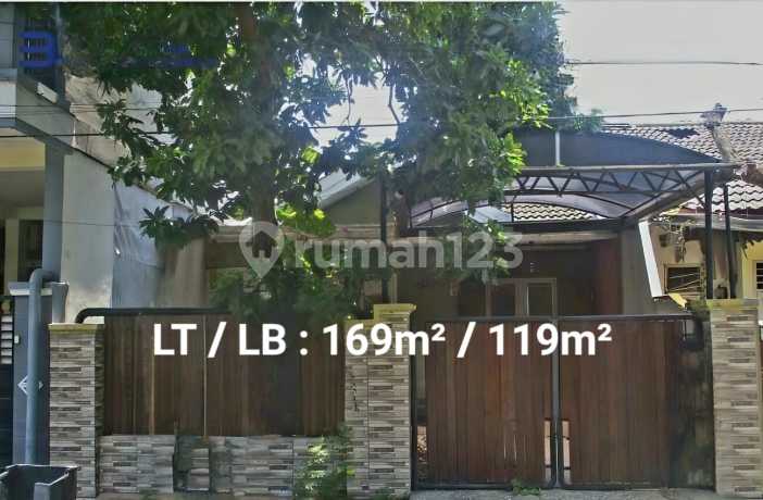 Affordable Ready-to-Occupy House in Griya Kebraon Utama Affordable Ready-to-Occupy House in Griya Kebraon Utama