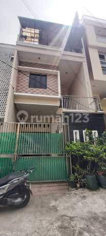 Rumah Murah Bgt 3lt di Jl Taman Hidup Baru 5,Pademangan Barat