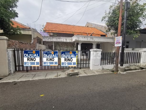 Rumah Hitung Tanah Komplek Depag Kedoya Selatan Jakarta Barat