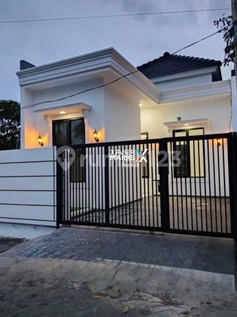 New Modern Minimalist House in Sawojajar 2, Malang New Modern Minimalist House in Sawojajar 2, Malang