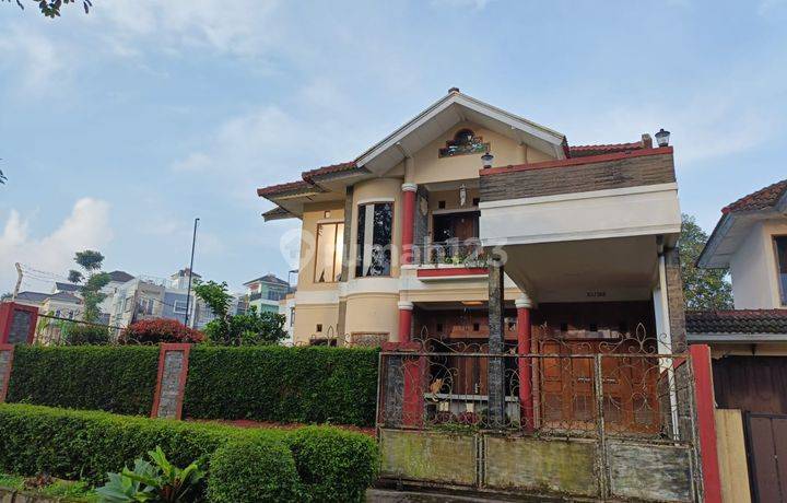 Rumah Villa Full Furnished Komplek Graha Puspa Sayap Lembang