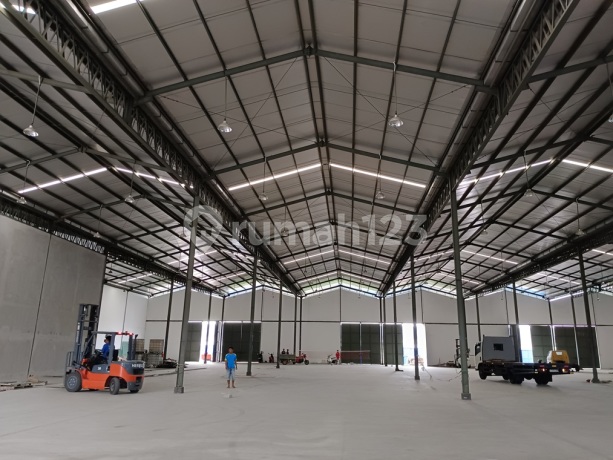 Gudang Kosambi Dadap Lt 2640 M2, Lb 1800m, New Bisa Beli Sebagian