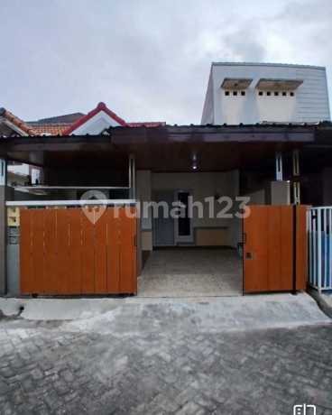 Di Jual Rumah Cluster Sriwedari Luas 72M 2Kt, Bekasi Di Jual Rumah Cluster Sriwedari Luas 72M 2Kt, Bekasi