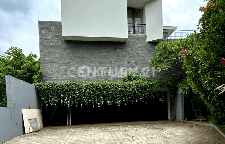 Rumah Mewah Harga Nego Akses Mudah Di Bukit Golf BSD City