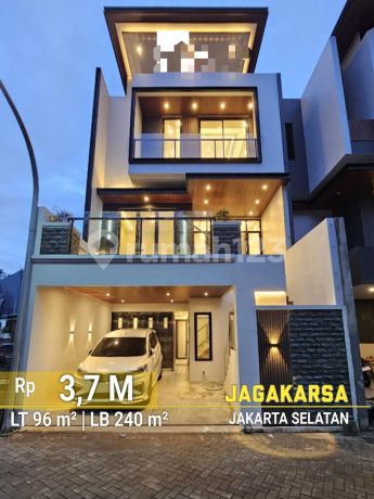 Siap Huni, Rumah, di Jagakarsa