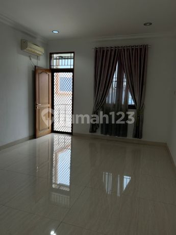 Dijual Rumah Taman Harapan Indah Jelambar Baru Grogol Petamburan Jakarta Barat Dijual Rumah Taman Harapan Indah Jelambar Baru Grogol Petamburan Jakarta Barat