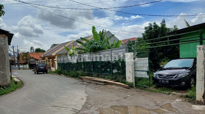 Strategic Land in Pekayon Jaya Near Pakuwon Mall Strategic Land in Pekayon Jaya Near Pakuwon Mall