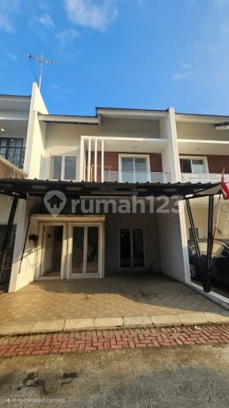 Rukah Mewah 2 Lantai Di Royal Platinum Residence Mustika Jaya Bekasi