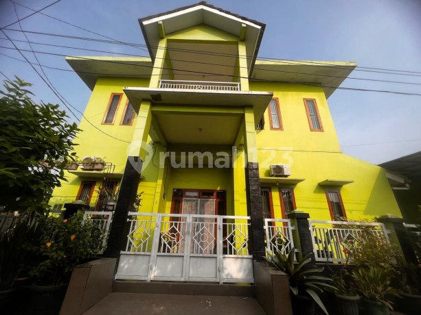Dijual Rumah Hook 2 Lt di Perumahan Wisma Jaya Bekasi Timur