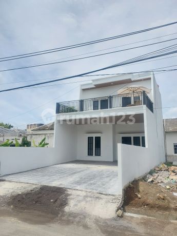 For Sale Ready-to-Live In House with Certificate of Ownership (SHM), Located in Klipang Green, Pekuncen Street, Sendangmulyo, Tembalang, Semarang City, Central Java, Indonesia, 50272, East Semarang. For Sale Ready-to-Live In House with Certificate of Ownership (SHM), Located in Klipang Green, Pekuncen Street, Sendangmulyo, Tembalang, Semarang City, Central Java, Indonesia, 50272, East Semarang.