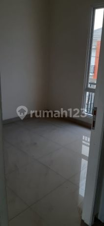 Rumah 2 Lantai, Magnolia Garden, Sepatan Rumah 2 Lantai, Magnolia Garden, Sepatan