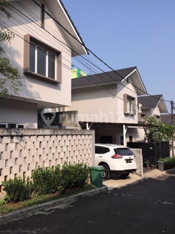 *Dijual Rumah di Cluster Green Purwa Residence Jagakarsa