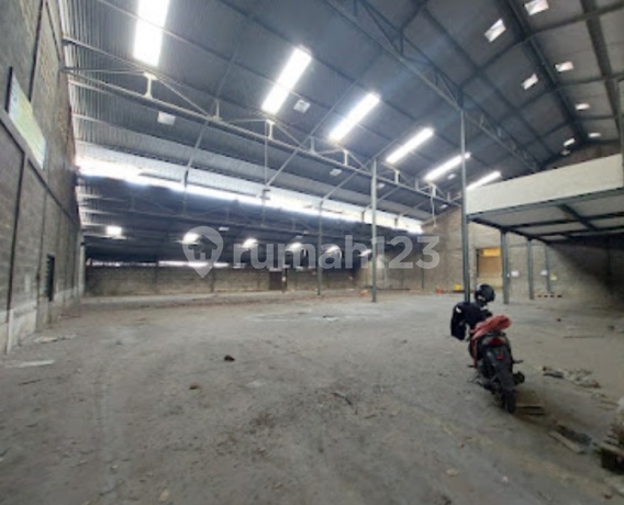 Dijual Cepat Gudang Di Jatake Kawasan Pergudangan