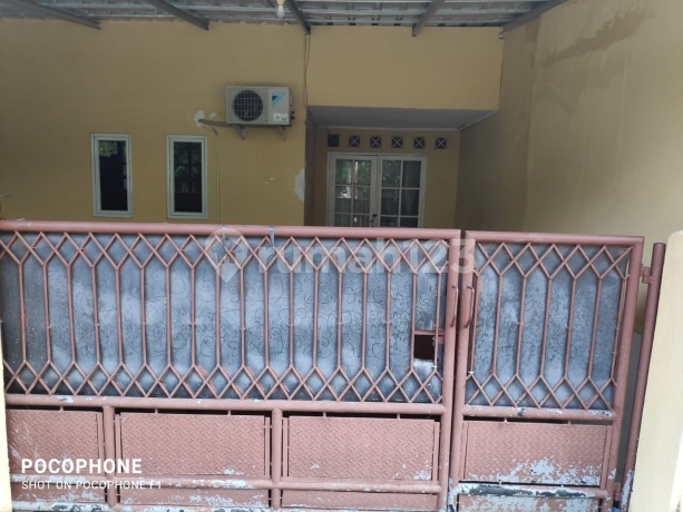 Jual Rumah Tytyan indah bekasi siap huni (k0075) Jual Rumah Tytyan indah bekasi siap huni (k0075)