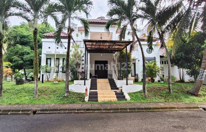 Rumah Mewah Luas Posisi Hook di Graha Taman Bintaro Sektor 9