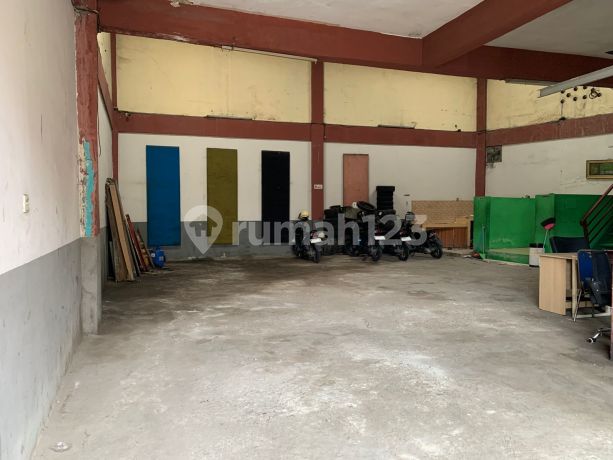Dijual / Disewakan Gudang 2 lantai daerah pekayon bekasi barat 