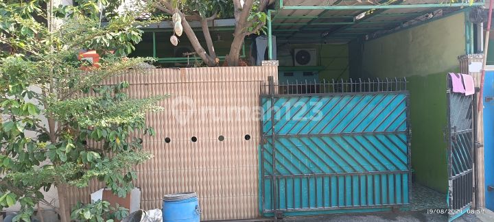 For Sale House in Villa Mahkota Indah Pahlawan Setia Housing Complex