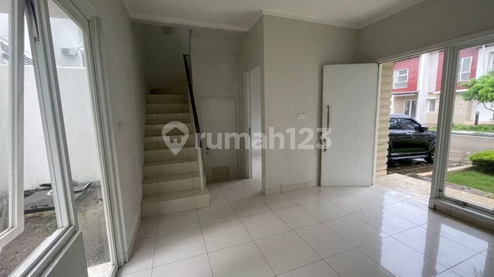 For Sale at a Loss, House in Summarecon Emerald Karawang, Advani Cluster