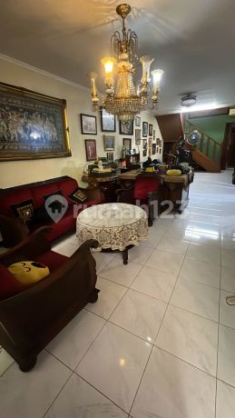 Dijual Rumah di Jl. Pesanggrahan Permai - Kebayoran Lama
