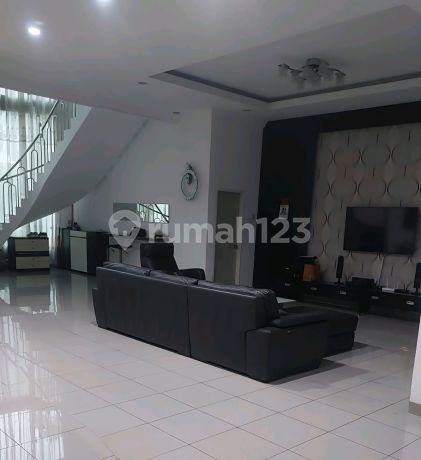 For Sale, Ready-to-Live-In House in Villa Gading Indah