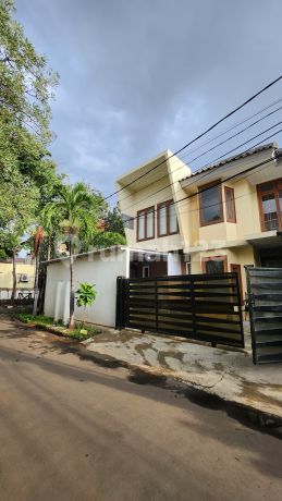 Dijual Cepat Rumah Siap Huni di Kelapa Gading Dijual Cepat Rumah Siap Huni di Kelapa Gading