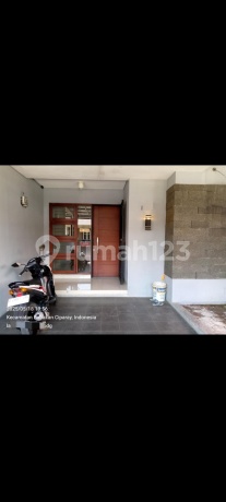 Rumah Dijual di Taman Holis Indah 2.Dekat Pintu Tol dan Supermarket Yogya.dekat ke Pusat Kota Rumah Dijual di Taman Holis Indah 2.Dekat Pintu Tol dan Supermarket Yogya.dekat ke Pusat Kota