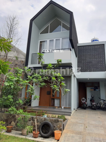 2-Story Furnished House in Tropikana Cluster, Jababeka 2-Story Furnished House in Tropikana Cluster, Jababeka