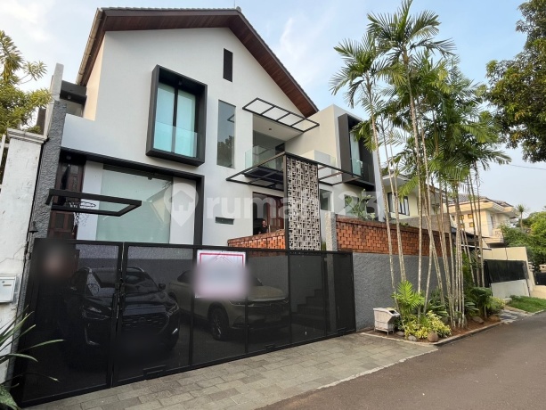 Rumah Nyaman Lebak Bulus Private Pool SHM Luas 400M 6+1 Kamar