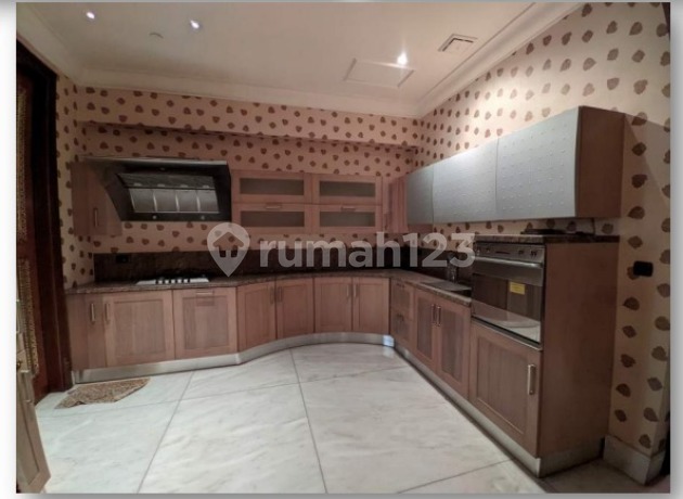Dijual Atau Disewakan Da Vin Ci Tower 4 BR Furnished Dijual Atau Disewakan Da Vin Ci Tower 4 BR Furnished