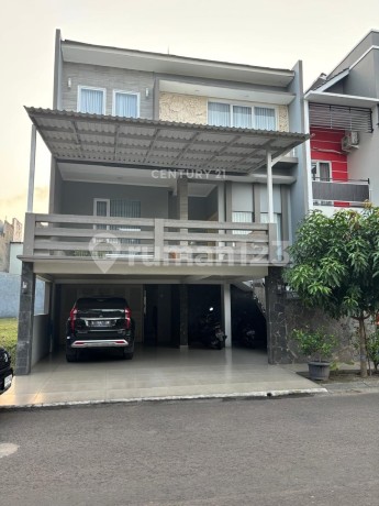 Hunian Mewah 3 Lantai Serang City Residence