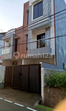 Rumah Bagus 2 Lantai Shm Di Sunter