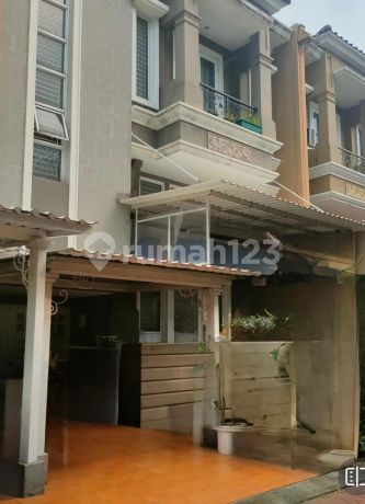 DIJUAL RUMAH KARELIA VILLAGE GADING SERPONG RAPIH DAN SIAP HUNI DIJUAL RUMAH KARELIA VILLAGE GADING SERPONG RAPIH DAN SIAP HUNI