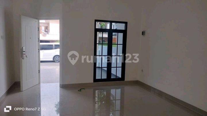 Rumah 2 Lantai Ada Carpot 3 Kt 3 Km Shm Pasar Minggu Rumah 2 Lantai Ada Carpot 3 Kt 3 Km Shm Pasar Minggu