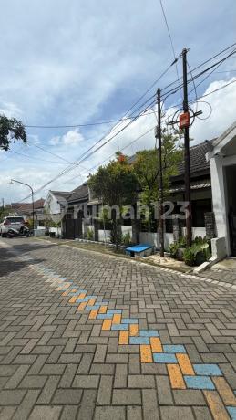 Dijual Rumah Wisma Tropodo Sidoarjo